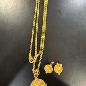 Julie Vos 36" chain necklace and earrings